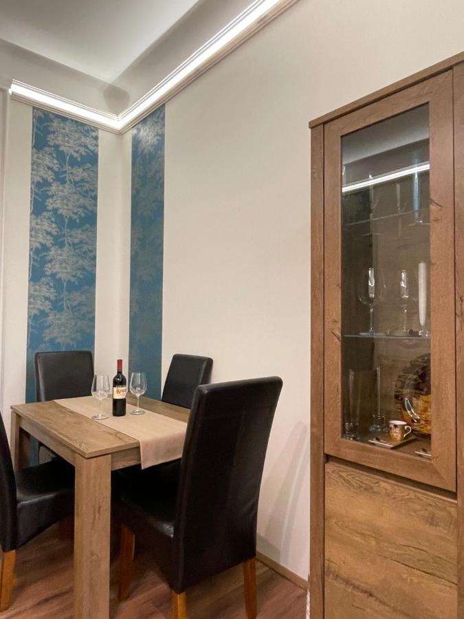 Central Palace Apartman Debreczyn Zewnętrze zdjęcie