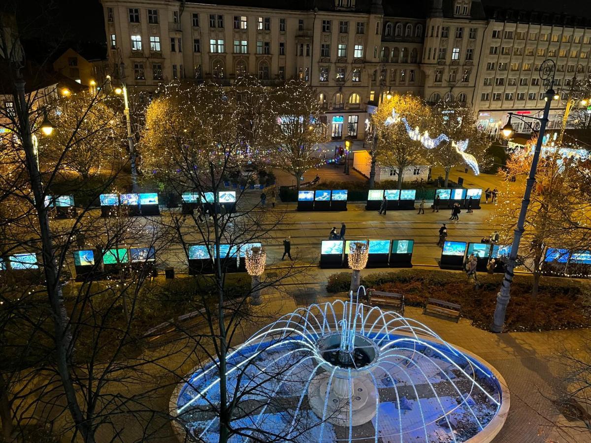 Central Palace Apartman Debreczyn Zewnętrze zdjęcie