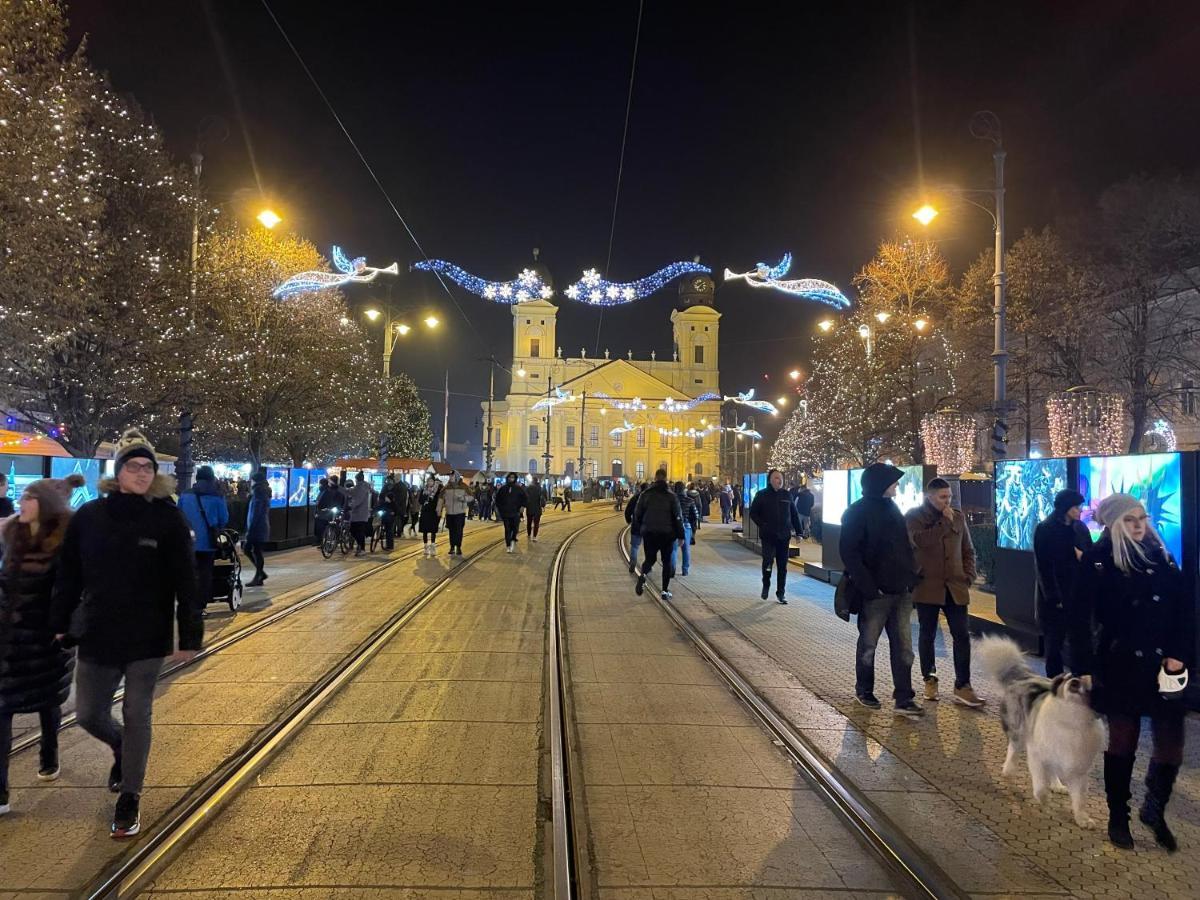 Central Palace Apartman Debreczyn Zewnętrze zdjęcie